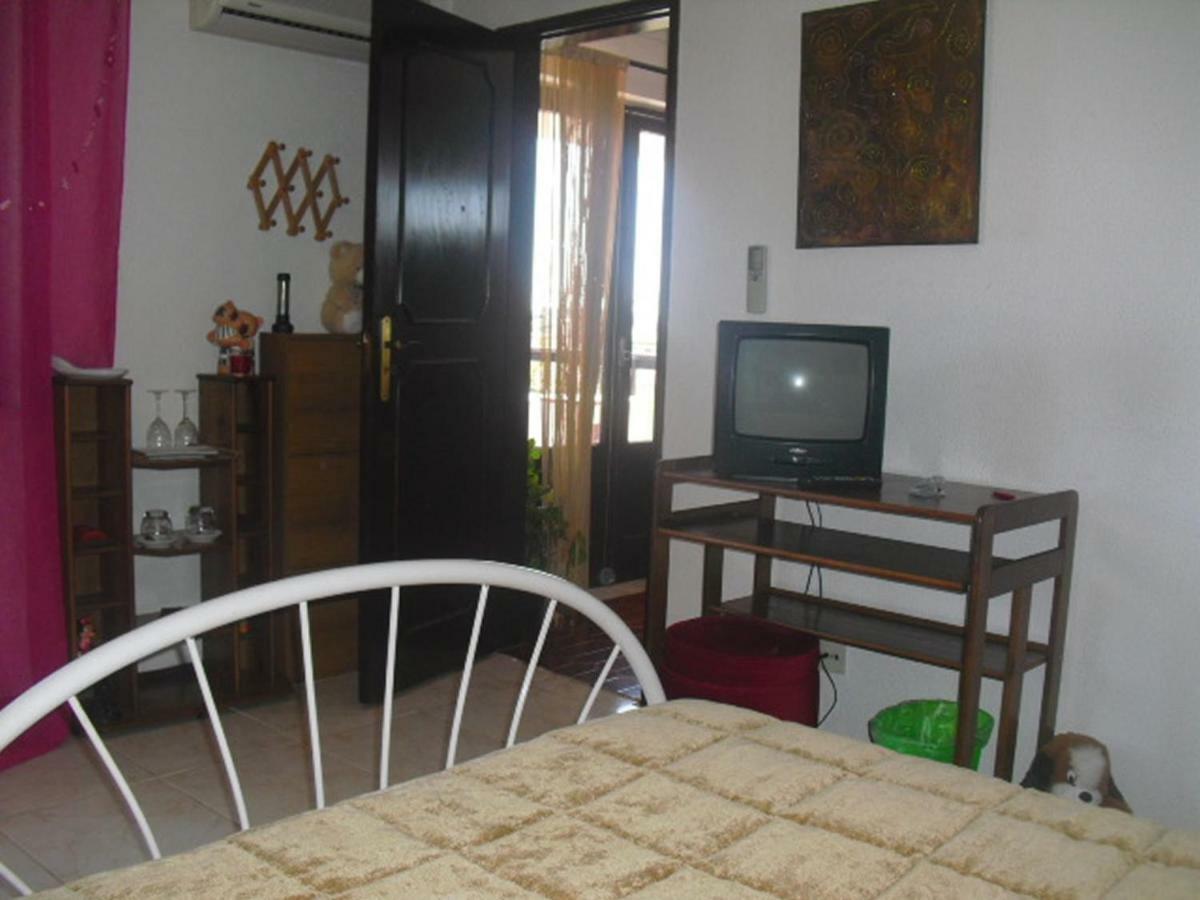 مبيت وإفطار سيسيمبرا Casa Teresinha المظهر الخارجي الصورة