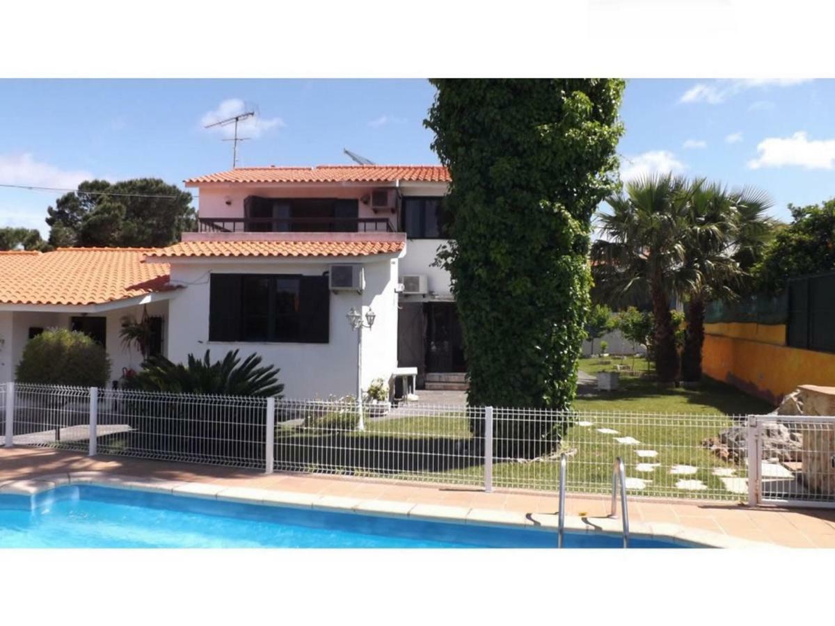 مبيت وإفطار سيسيمبرا Casa Teresinha المظهر الخارجي الصورة
